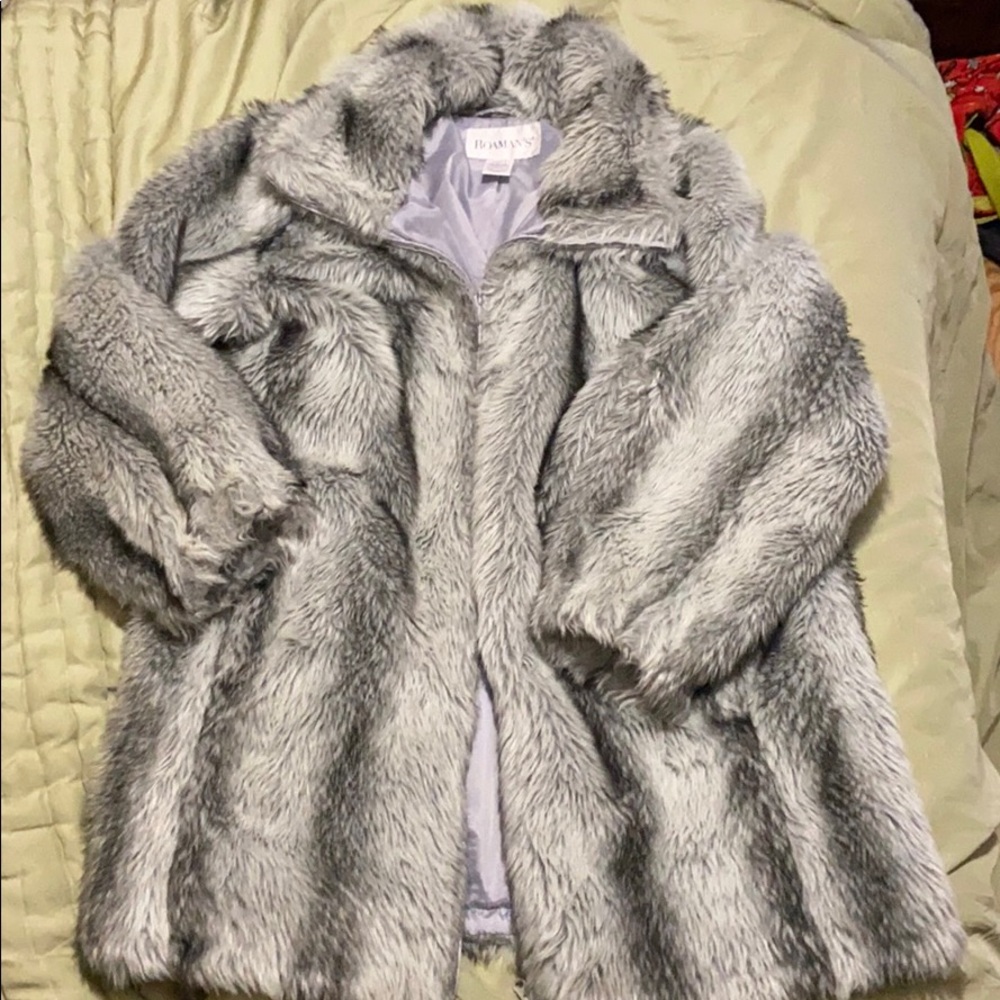 Roamans M (14/16) plus sized faux chinchilla coat
